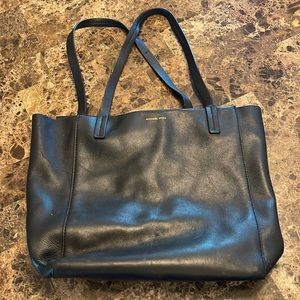 Michael Kors - Black Leather Tote Bag